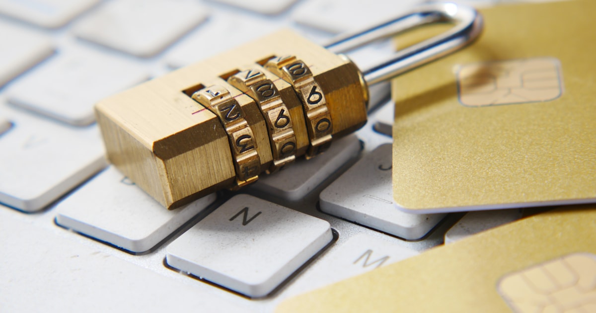 Écran de connexion sécurisé avec champ mot de passe et cadenas